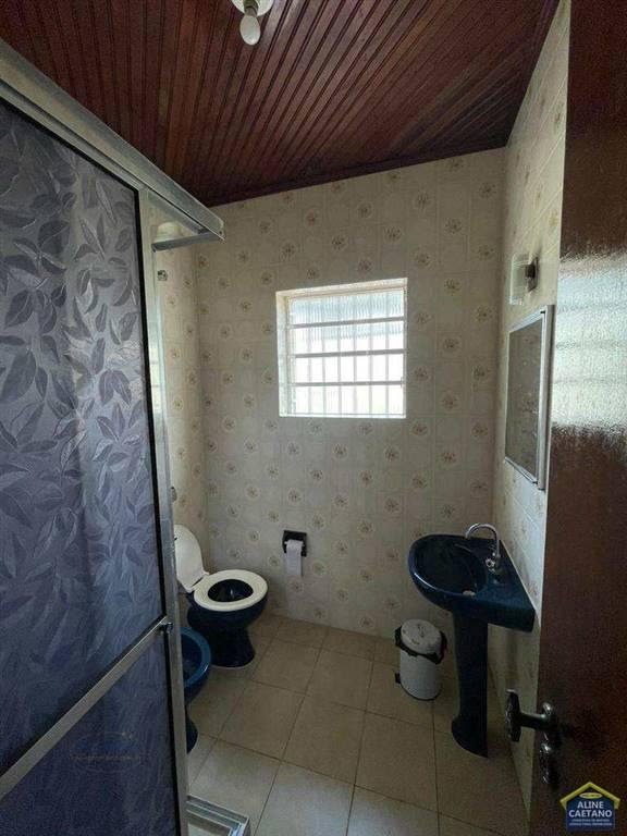 Casa à venda com 4 quartos, 3 banheiros, 5 vagas e 124m² no Solemar, Praia Grande (SP) — foto 10 de 17