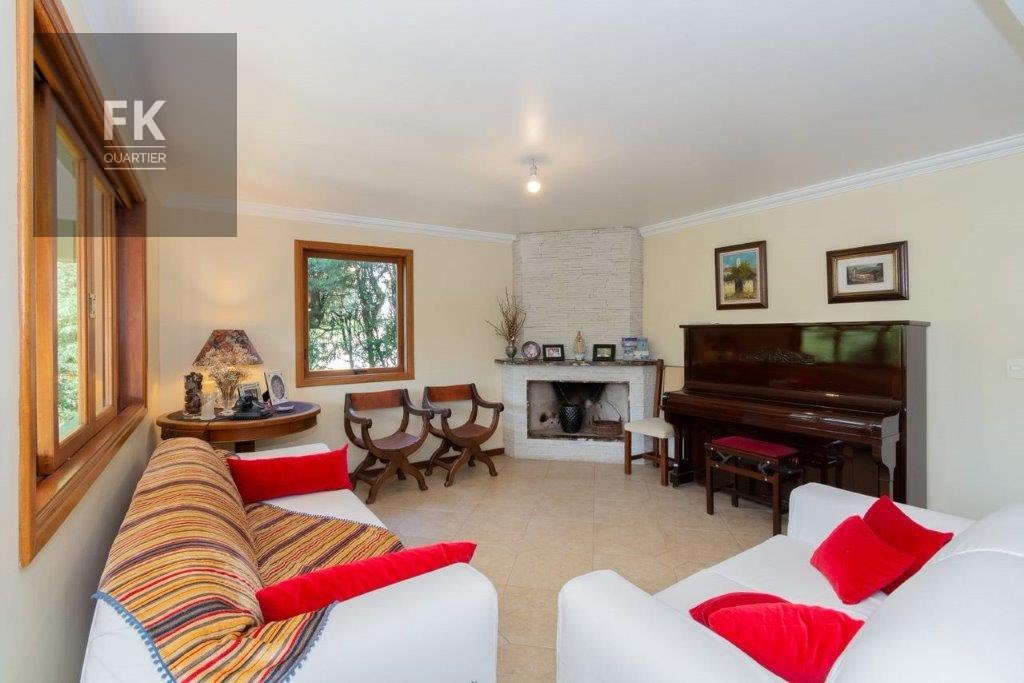 Casa à venda com 4 quartos, 4 suítes, 4 vagas e 620m² no Residencial Euroville, Carapicuíba (SP) — foto 8 de 30