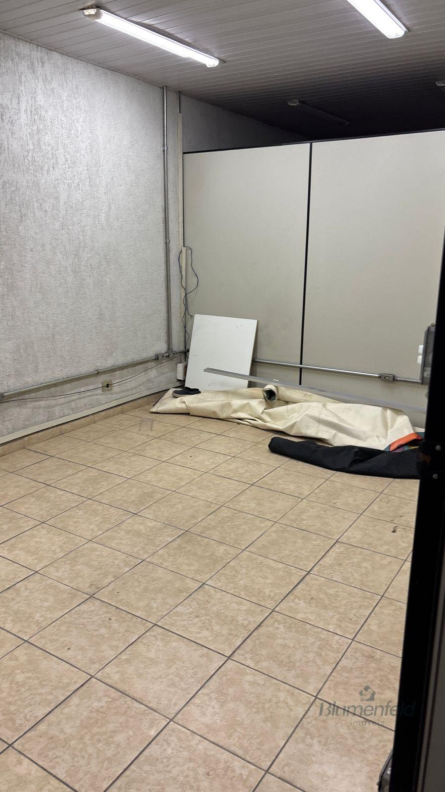 Comercial à venda com 2 banheiros e 125m² no Vila Virginia, Itaquaquecetuba (SP) — foto 7 de 12
