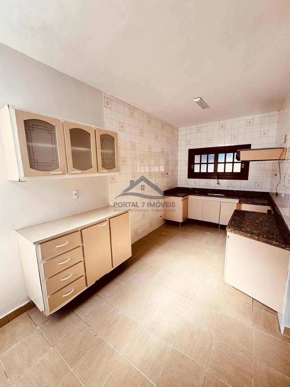 Casa à venda com 2 quartos, 1 suíte, 2 vagas e 300m² no Santa Helena, Sete Lagoas (MG) — foto 10 de 20