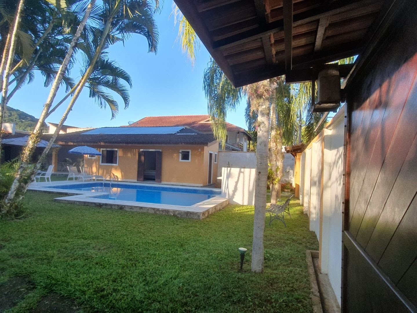 Casa à venda com 5 quartos, 5 banheiros, 6 vagas e 230m² no Domingas Dias, Ubatuba (SP) — foto 4 de 21
