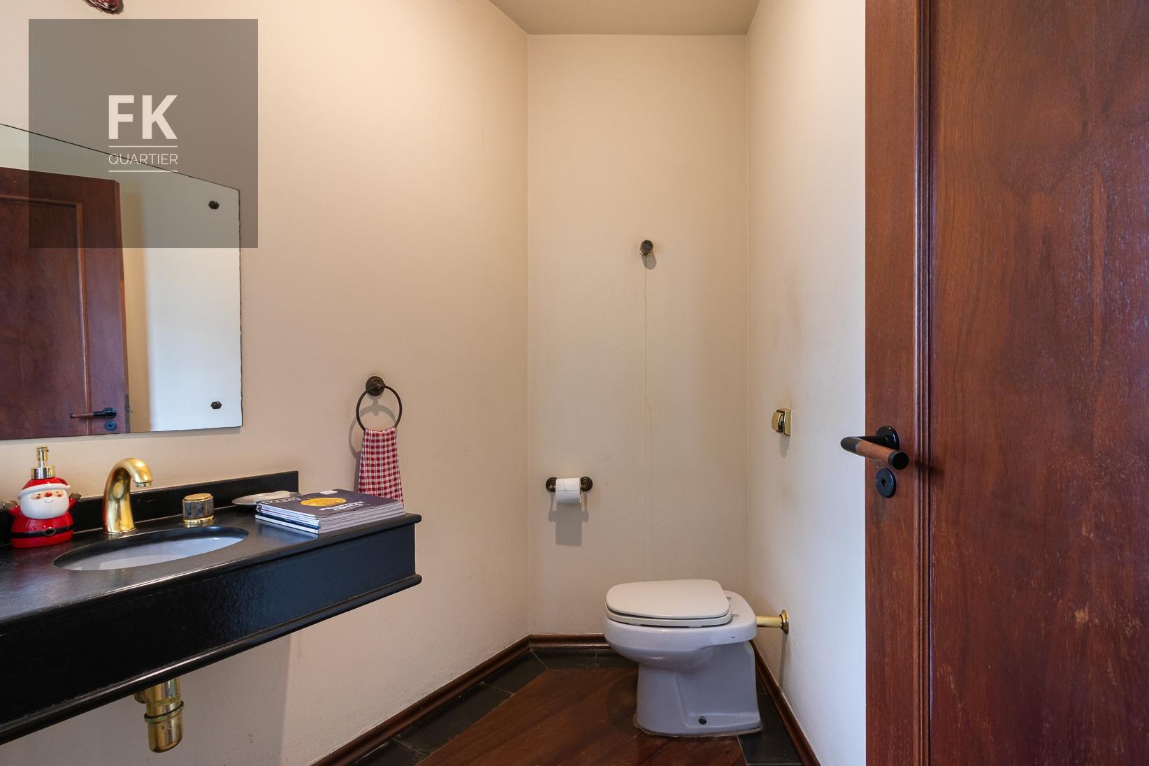 Casa à venda com 5 quartos, 3 suítes, 6 vagas e 445m² no Alphaville, Santana de Parnaíba (SP) — foto 18 de 27