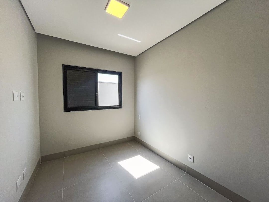 Casa à venda com 3 quartos, 3 suítes, 4 vagas e 137m² no Vila do Golf, Ribeirão Preto (SP) — foto 9 de 13