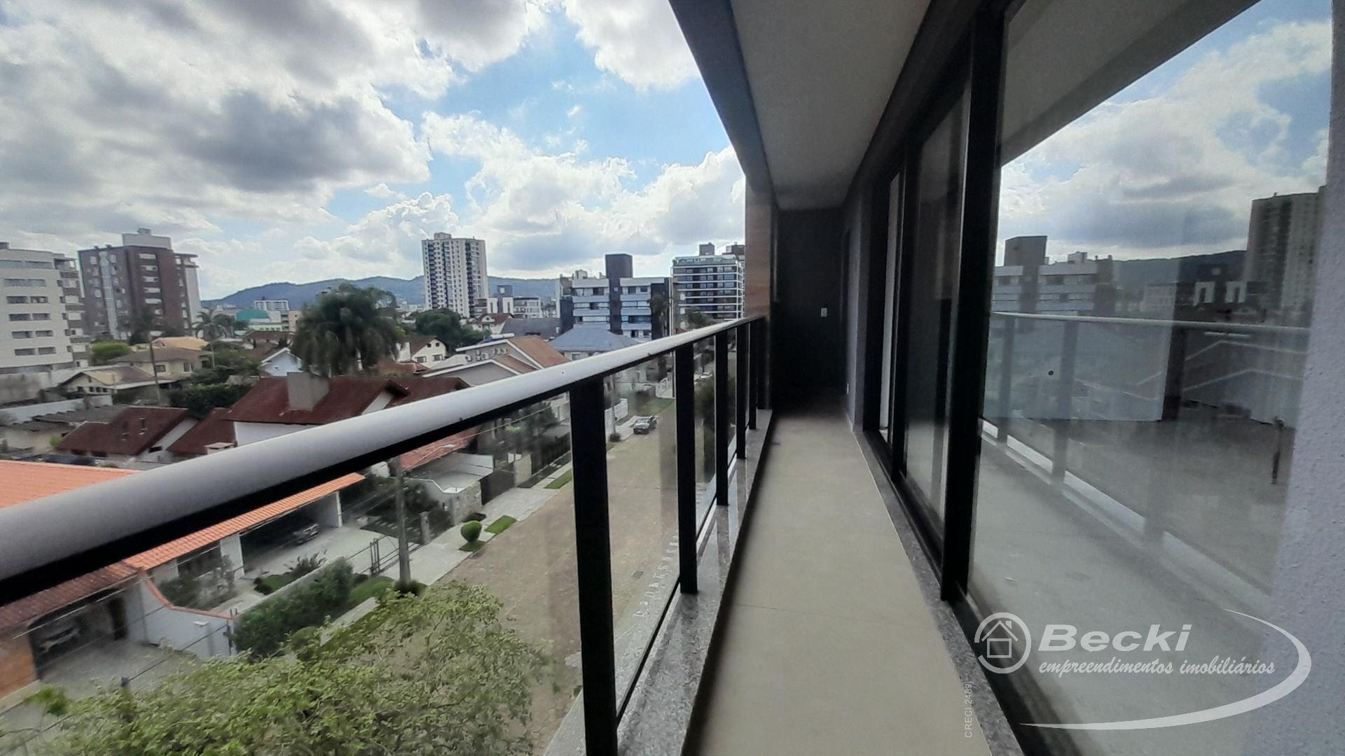 Apartamento à venda com 3 quartos, 3 suítes, 1 vaga e 153m² no Santo Antônio, Joinville (SC) — foto 11 de 30