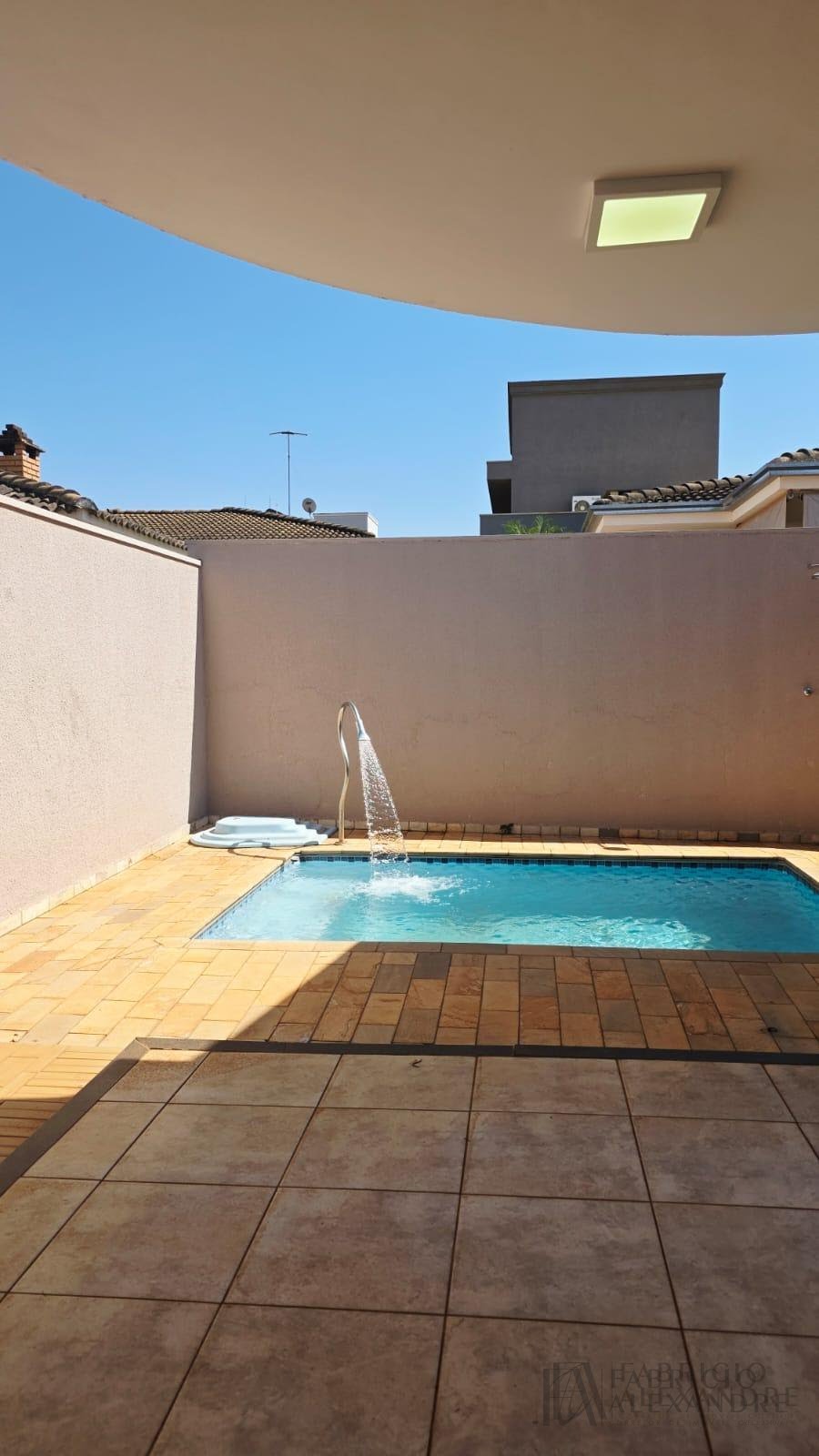 Casa à venda com 3 quartos, 3 suítes, 4 vagas e 250m² no Parque Residencial Damha, São José do Rio Preto (SP) — foto 4 de 30