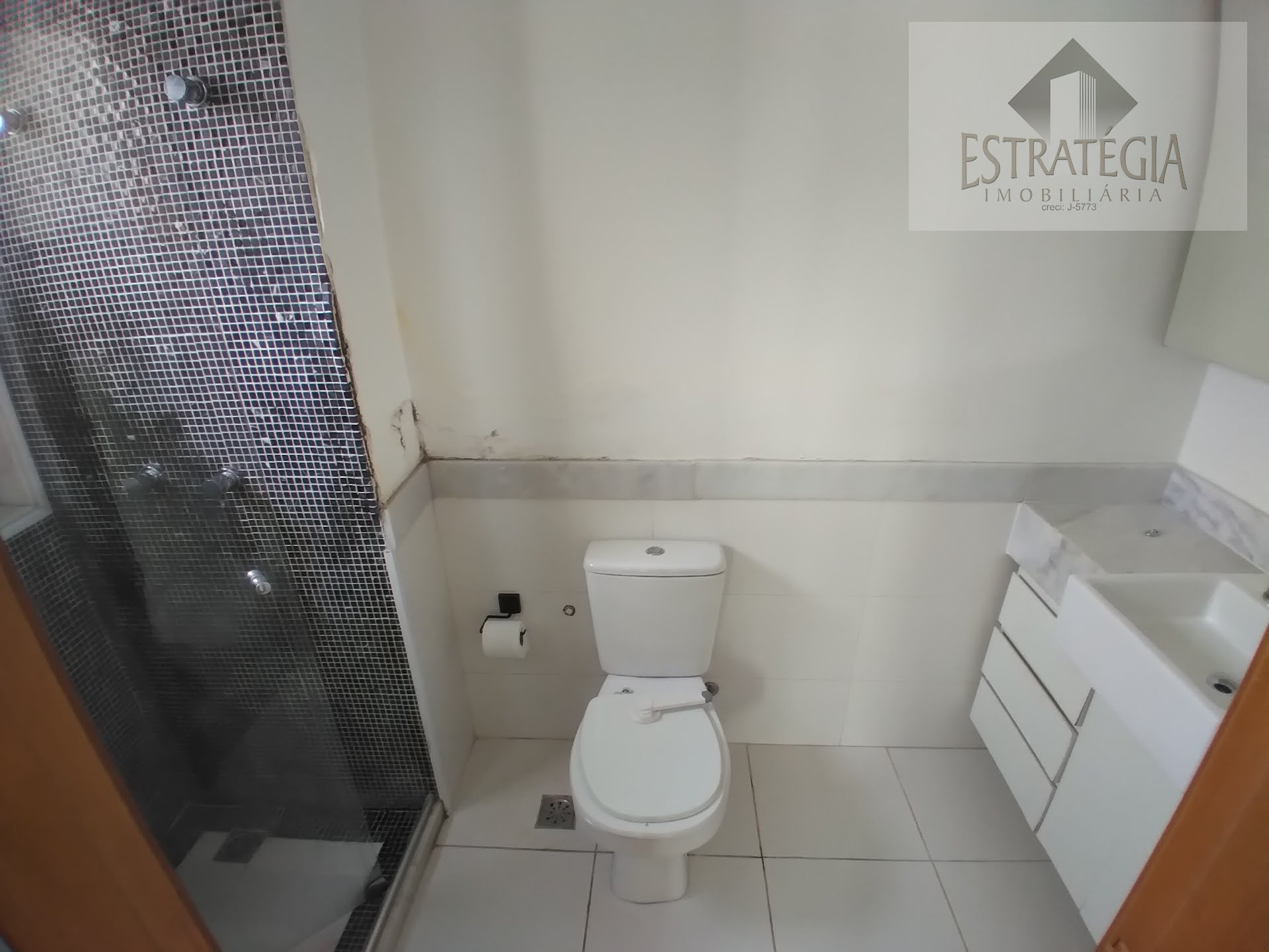 Apartamento à venda com 3 quartos, 1 suíte, 2 vagas e 120m² no Coronel Veiga, Petrópolis (RJ) — foto 27 de 27