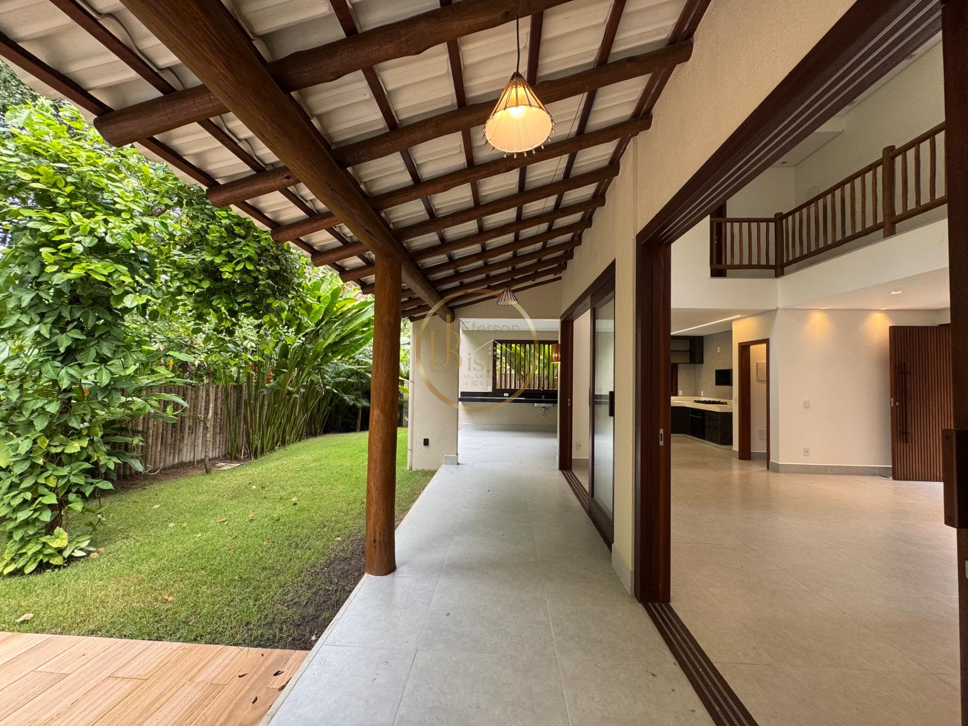 Casa à venda com 4 quartos, 4 suítes, 2 vagas e 230m² no Arraial D'ajuda, Porto Seguro (BA) — foto 15 de 17