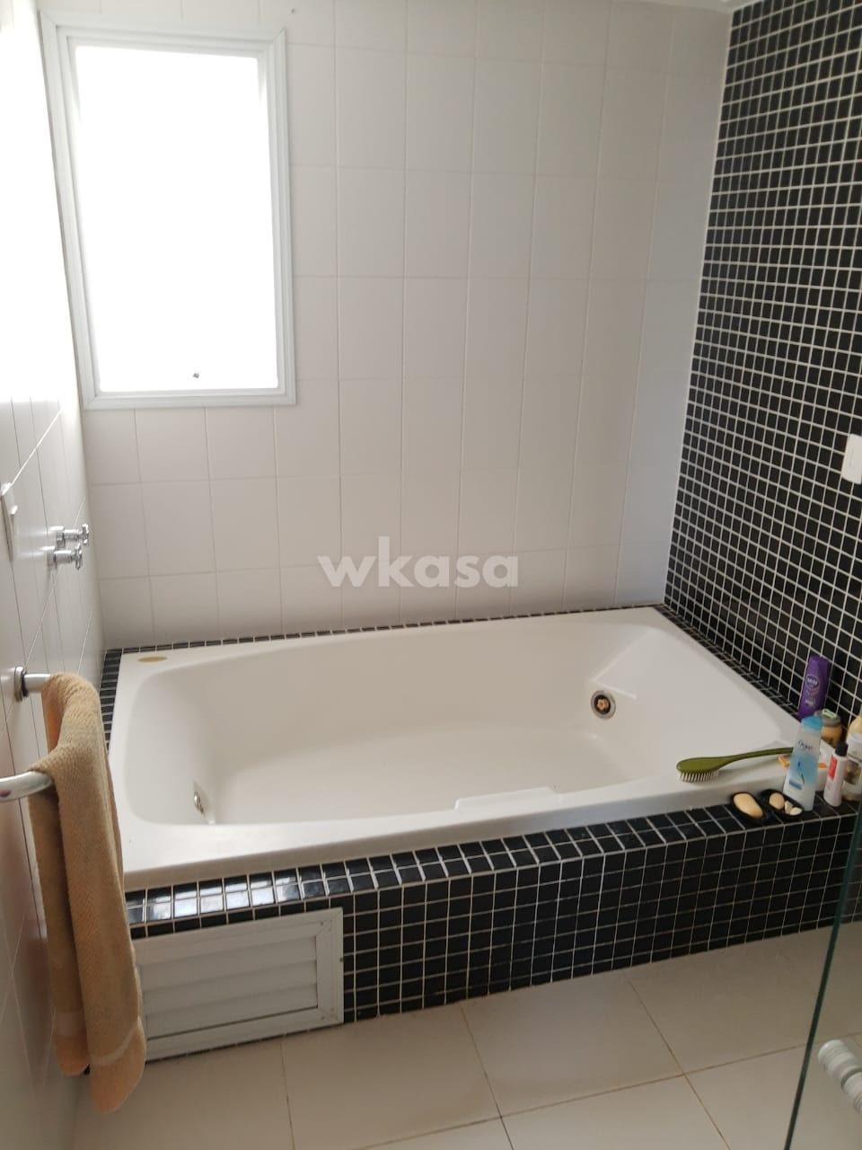 Cobertura à venda com 4 quartos, 4 suítes, 2 vagas e 268m² no Centro, Guarapari (ES) — foto 12 de 30