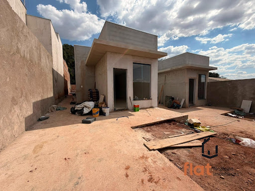 Casa à Venda no bairro Jardim das Oliveiras, Pará de Minas, 165m², 3 Quartos
