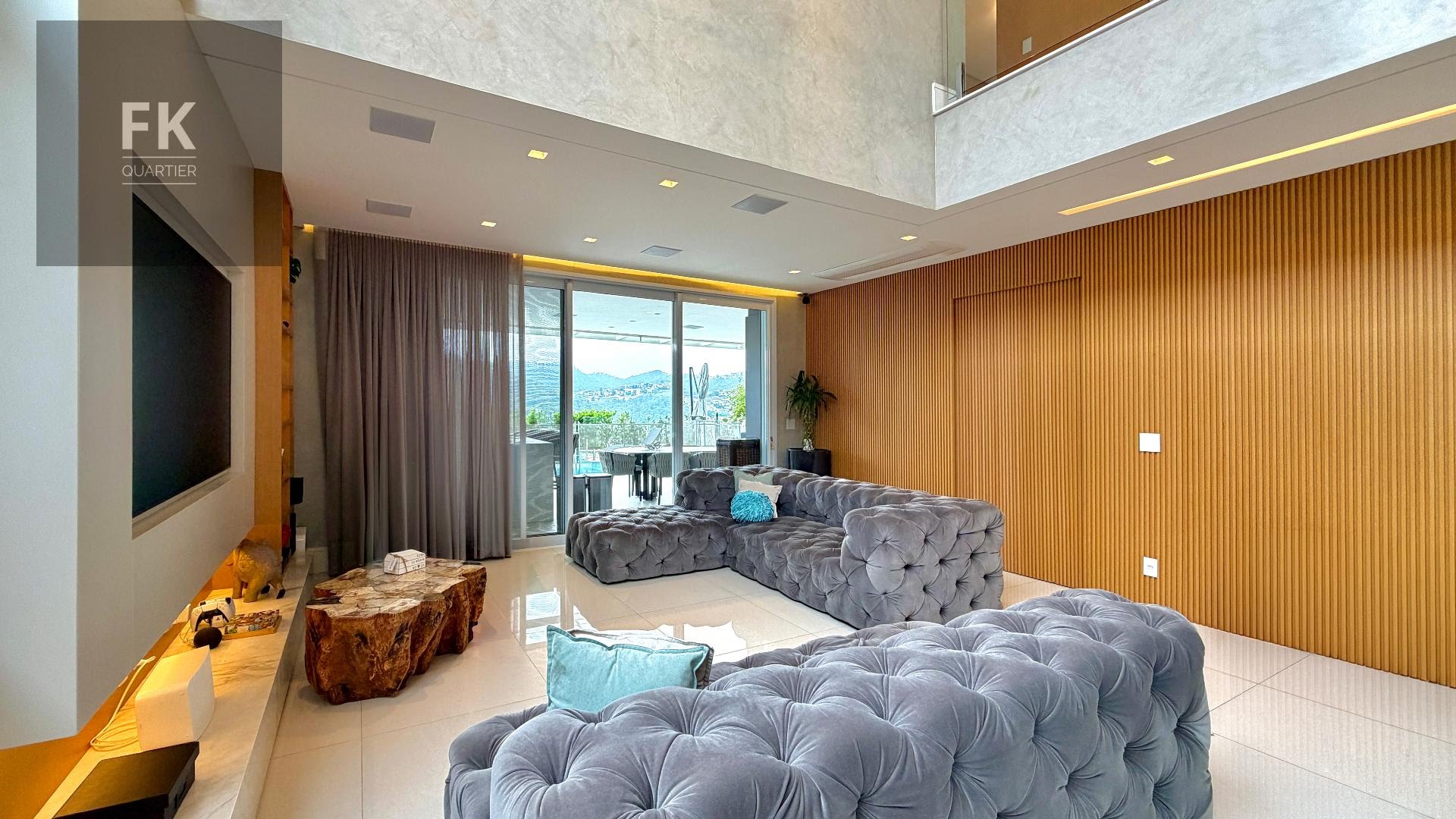 Casa à venda com 4 quartos, 4 suítes, 4 vagas e 410m² no Alphaville, Santana de Parnaíba (SP) — foto 3 de 30