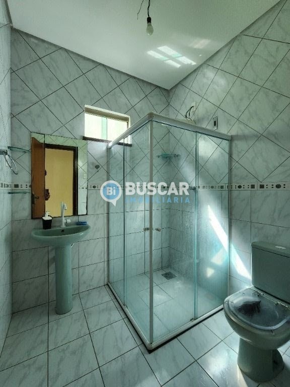 Casa à venda com 3 quartos, 1 suíte, 2 vagas e 250m² no Conceição, Feira de Santana (BA) — foto 5 de 13