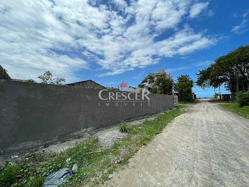 Excelente terreno à venda no balneário Pereque