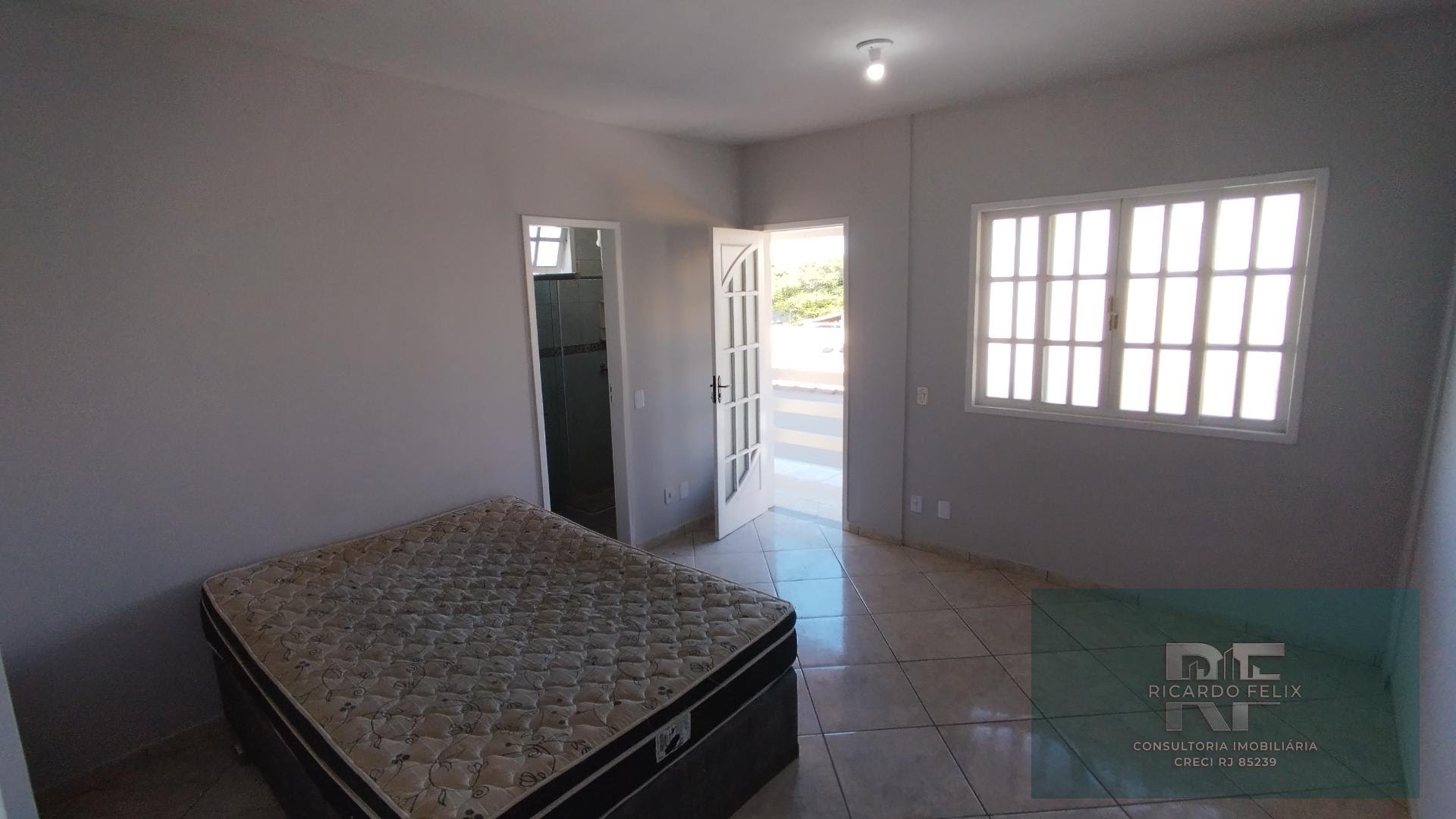 Casa à venda com 3 quartos, 2 suítes, 2 vagas e 110m² no Costazul, Rio das Ostras (RJ) — foto 8 de 23