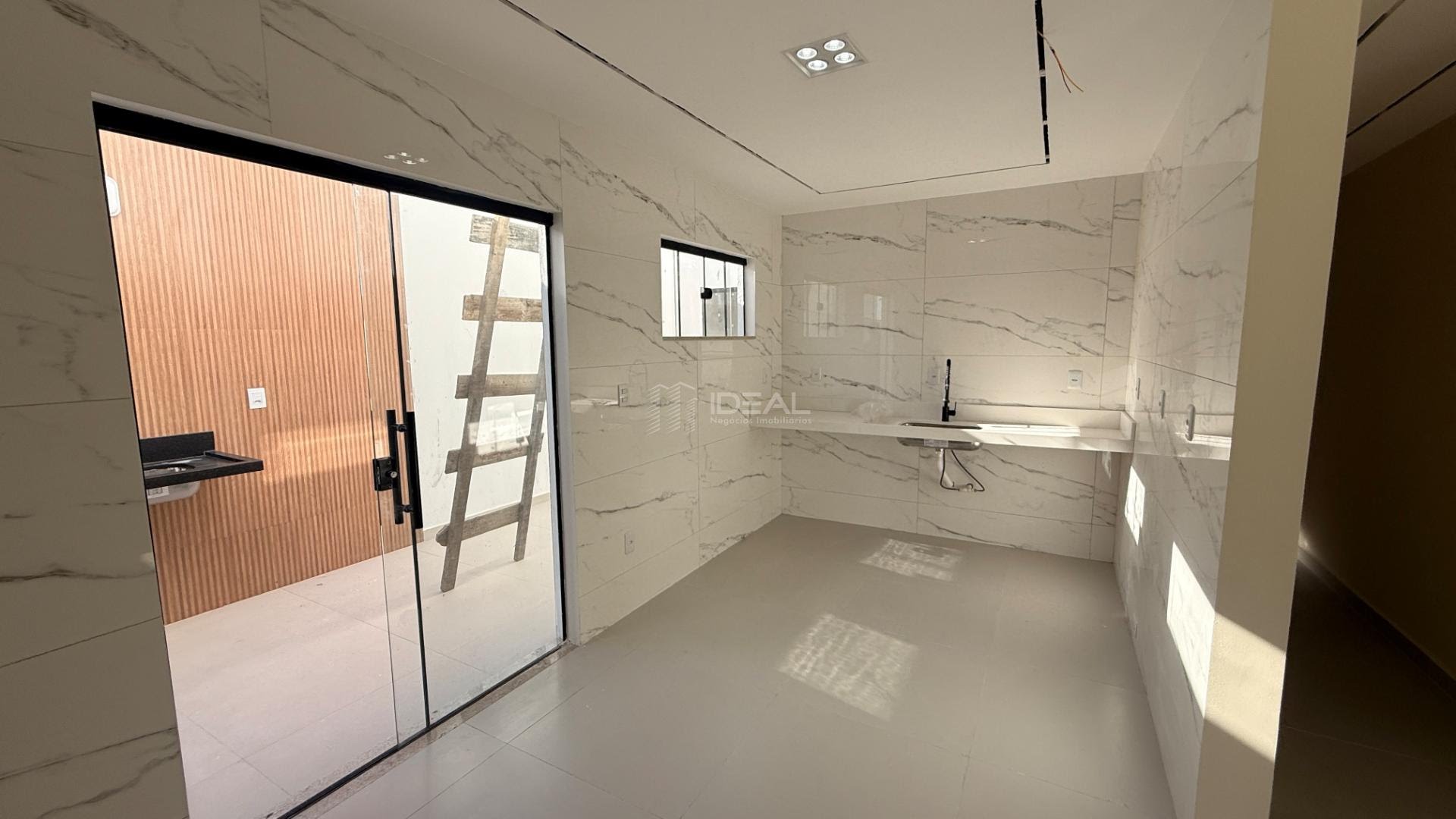 Casa à venda com 3 quartos, 1 suíte e 108m² no Parque Imperial, Campos dos Goytacazes (RJ) — foto 3 de 14