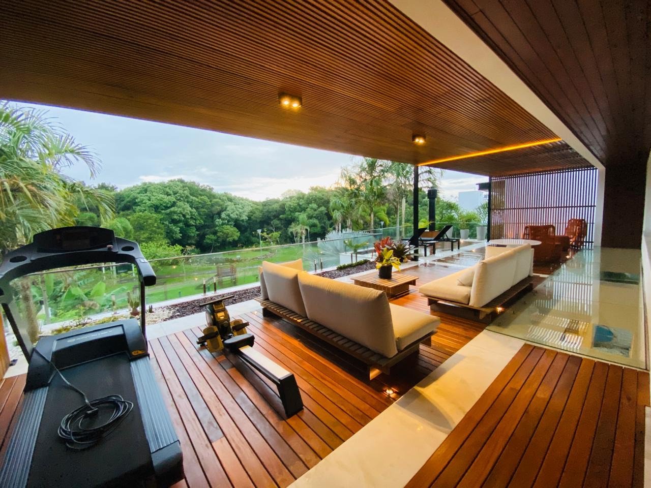Casa à venda com 5 quartos, 4 suítes, 3 vagas e 967m² no Jurerê Internacional, Florianópolis (SC) — foto 22 de 30