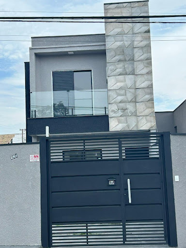 Casa Sobrado em Vila Cecilia  -  Mogi das Cruzes