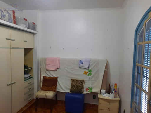Dormitório 02