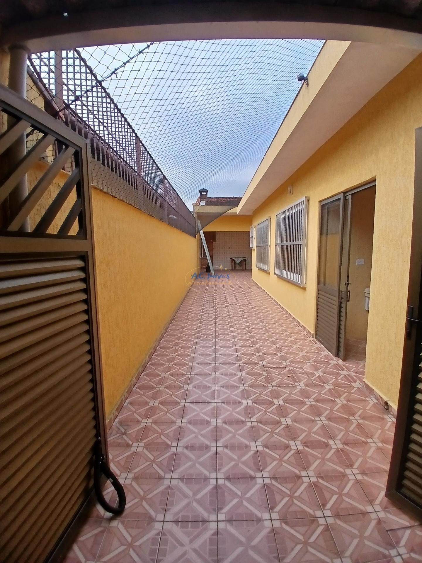 Casa à venda com 3 quartos, 1 suíte, 4 vagas e 130m² no Caiçara, Praia Grande (SP) — foto 18 de 30