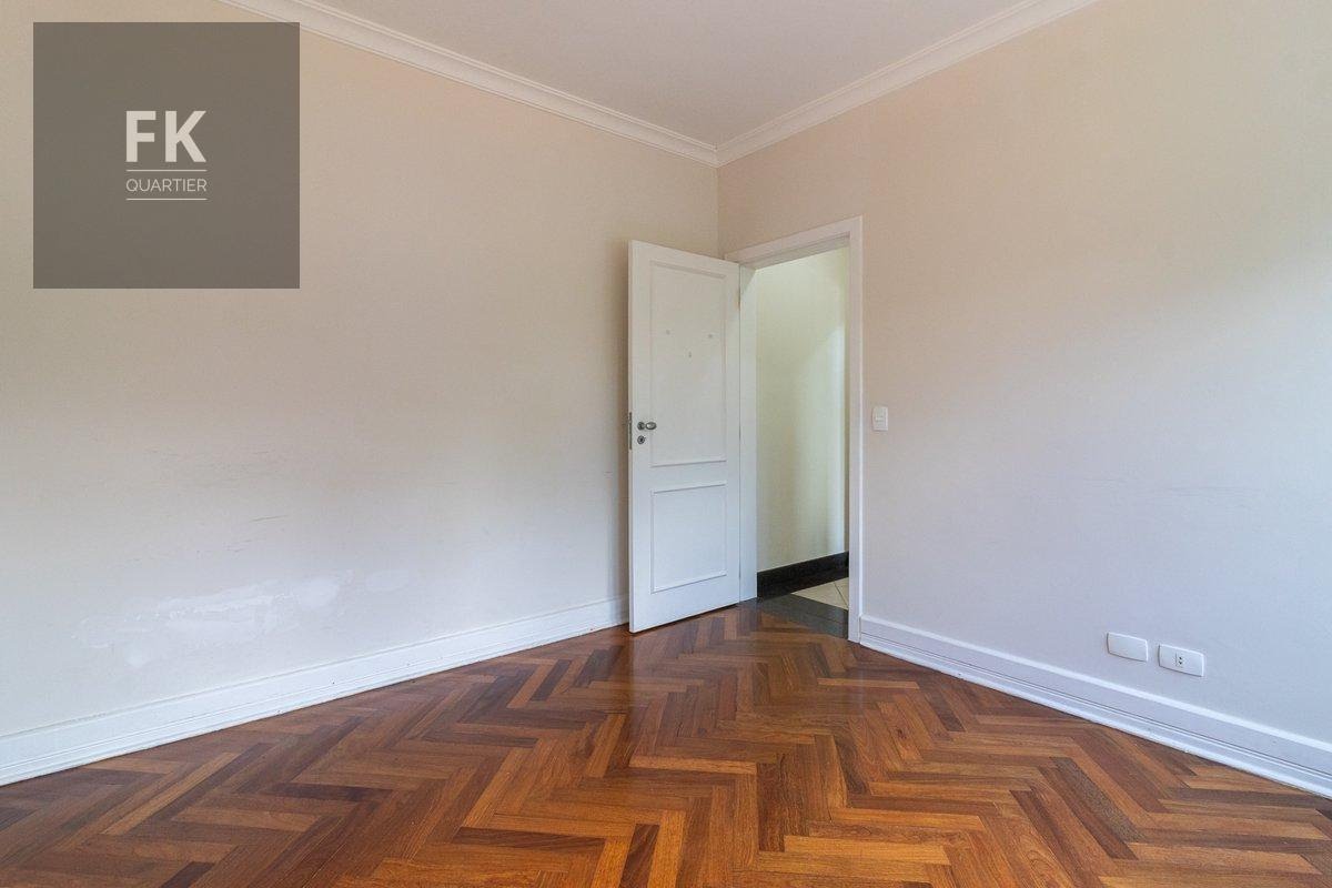 Casa à venda com 4 quartos, 2 suítes, 6 vagas e 430m² no Residencial Morada dos Lagos, Barueri (SP) — foto 9 de 30