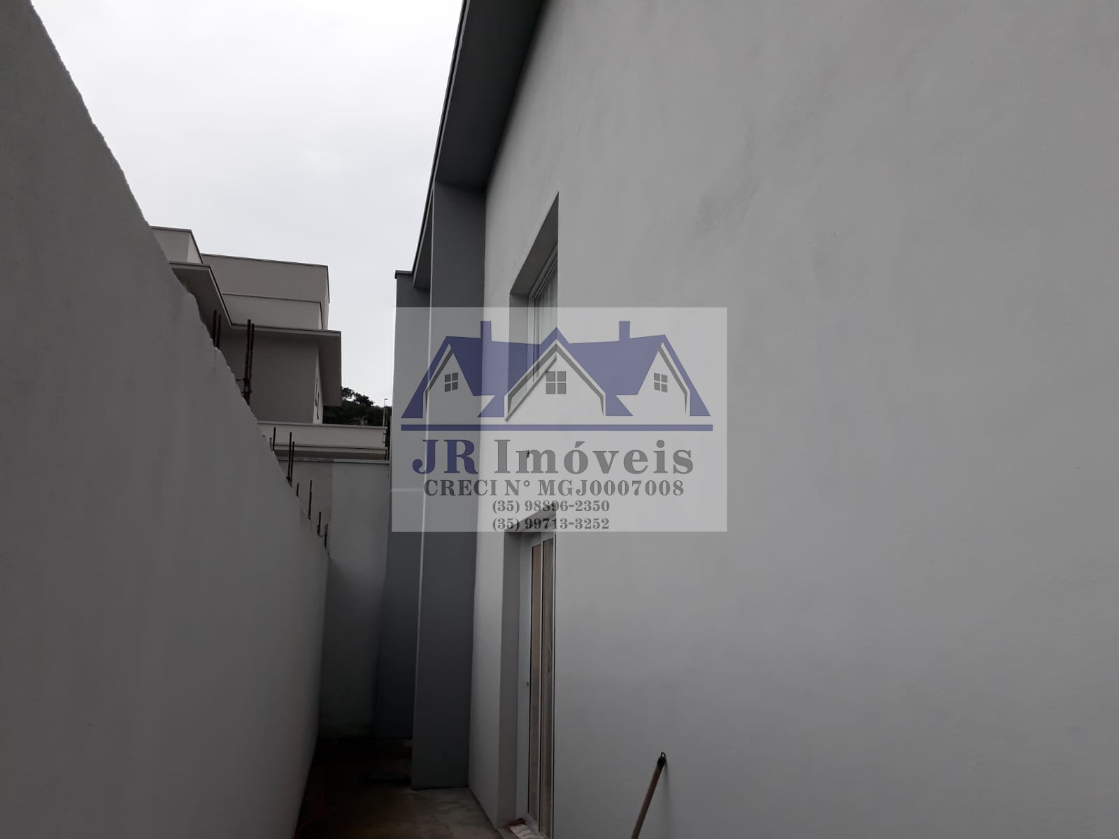 Casa à venda com 2 quartos, 1 suíte e 318m² no Centro, Itajubá (MG) — foto 2 de 30