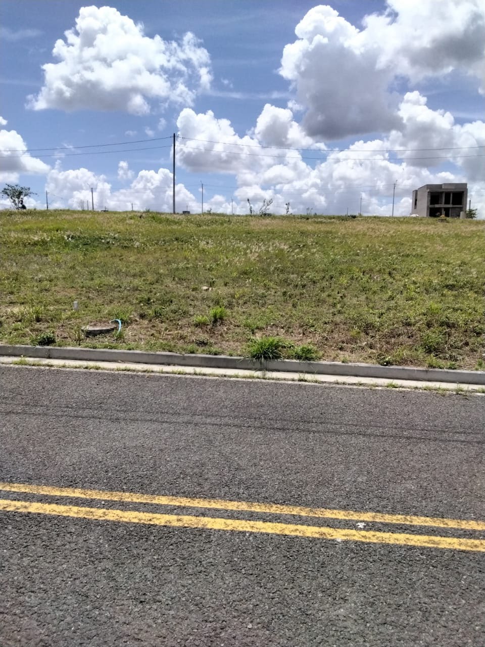Terreno à venda com 160m² de terreno no Nova Esperança, Feira de Santana (BA) — foto 4 de 5