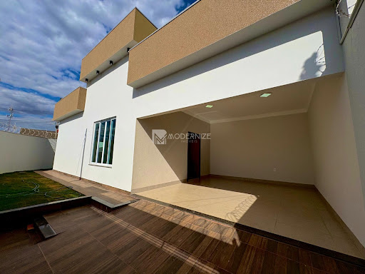 Casa em Loteamento Jardins Florença  -  Catalão