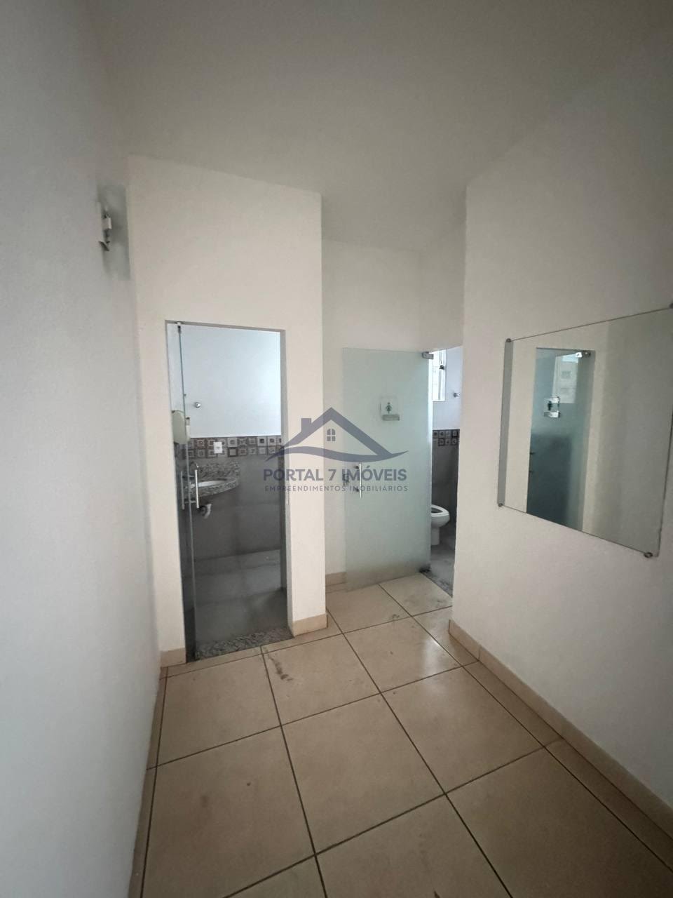 Comercial para alugar com 2 banheiros, 2 vagas e 182m² no Centro, Sete Lagoas (MG) — foto 12 de 15