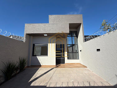 Casa à venda no bairro Esmeralda, Cascavel: 2 dorms, 80m²