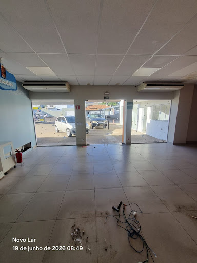Sala em Vila Industrial  -  Adamantina