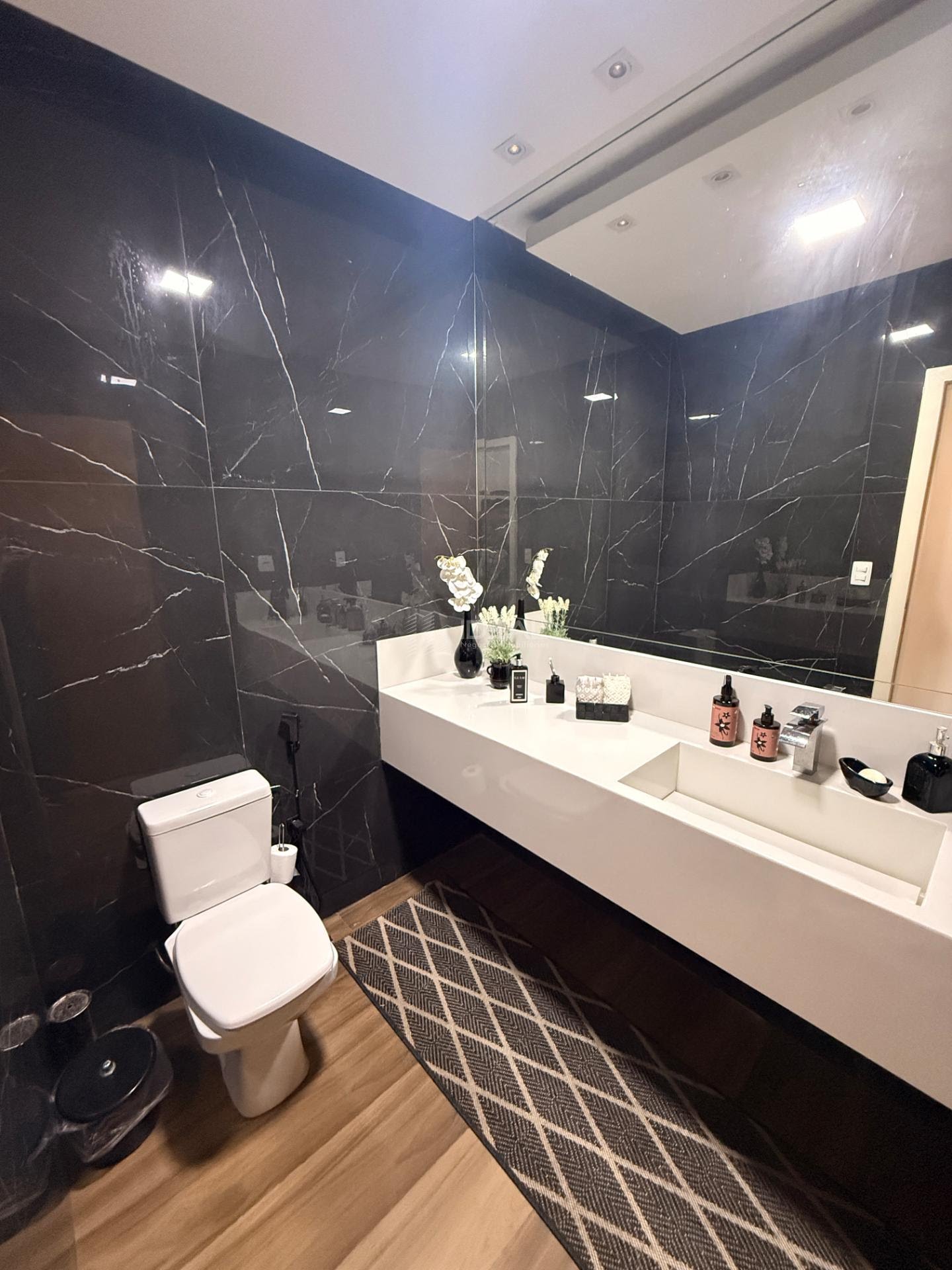 Casa à venda com 5 quartos, 5 suítes, 4 vagas e 400m² no Parque Rodoviario, Campos dos Goytacazes (RJ) — foto 7 de 30