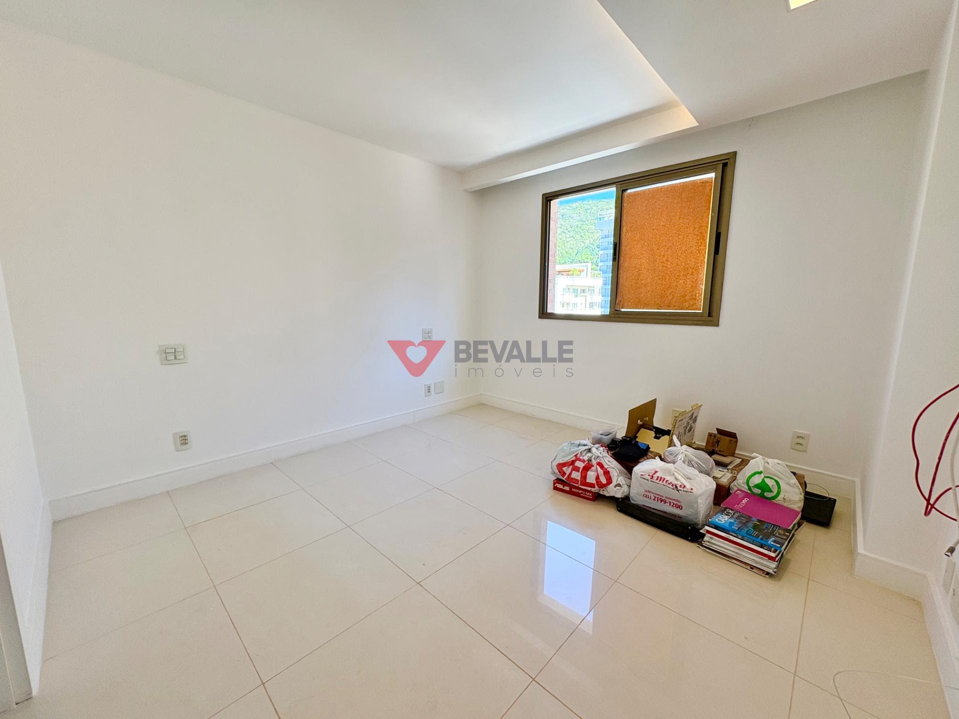 Apartamento à venda com 2 quartos, 1 suíte, 1 vaga e 90m² no Botafogo, Rio de Janeiro (RJ) — foto 16 de 30