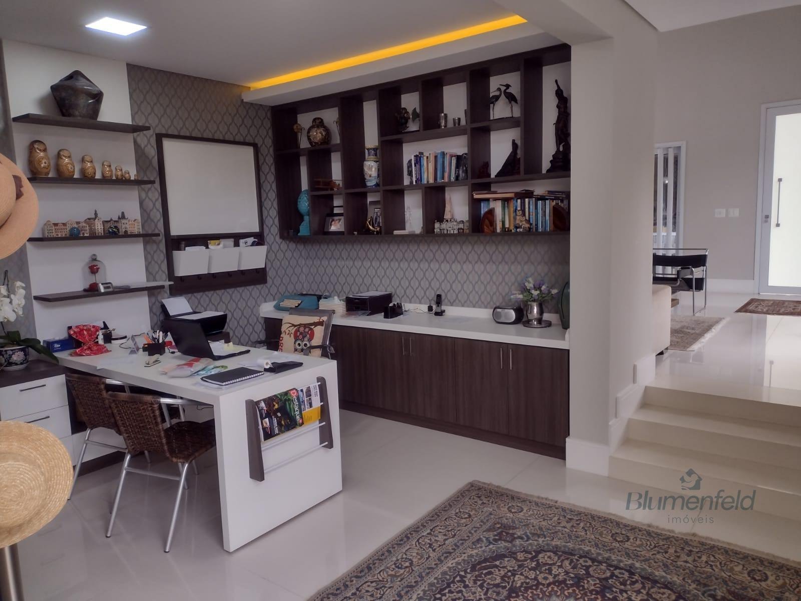Casa à venda com 3 suítes, 3 vagas e 630m² no Condominio Arujazinho I II III, Arujá (SP) — foto 21 de 30