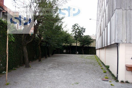 Galpão em Parque Novo Mundo SP com 2649m²   locação por R$130.000/mês. Ótima oportunidade para seu negócio!