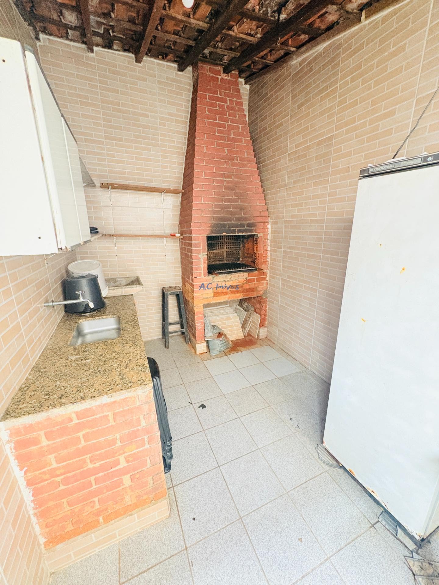 Casa à venda com 2 quartos, 1 suíte, 2 vagas e 60m² no Cidade Ocian, Praia Grande (SP) — foto 17 de 18