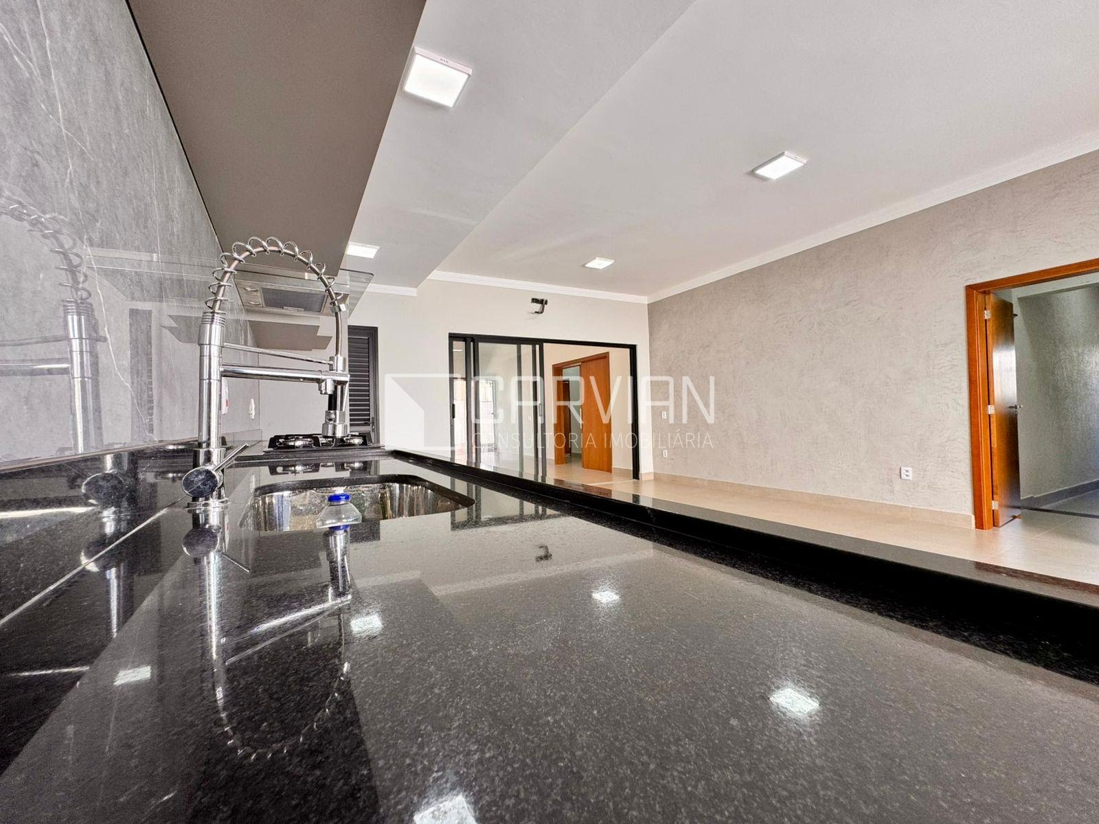 Casa à venda com 3 quartos, 3 suítes, 4 vagas e 390m² no Residencial Alto do Castelo, Ribeirão Preto (SP) — foto 16 de 30