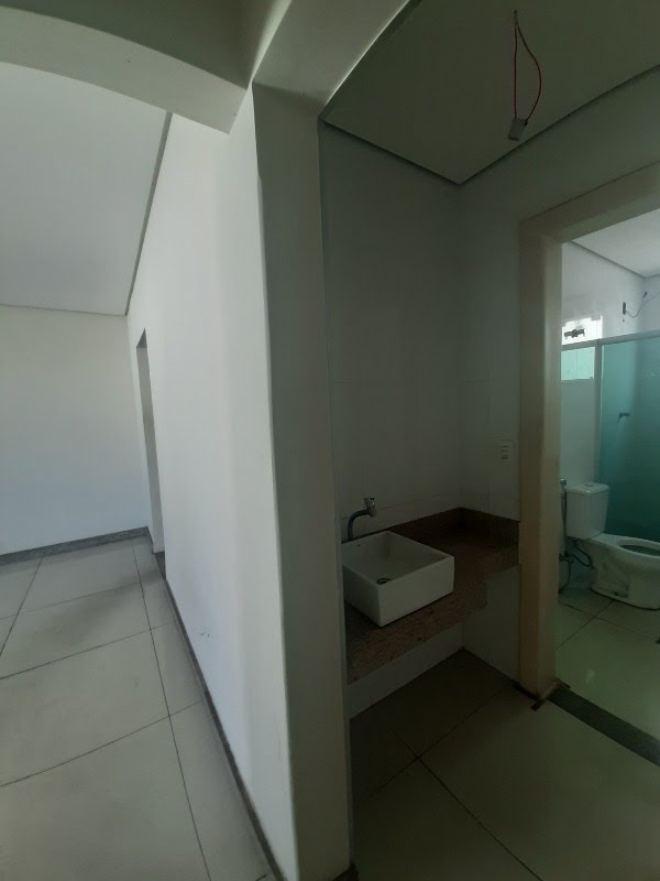 Casa à venda com 5 quartos, 2 suítes, 5 vagas e 245m² no Sao Joao Batista (venda Nova), Belo Horizonte (MG) — foto 16 de 30