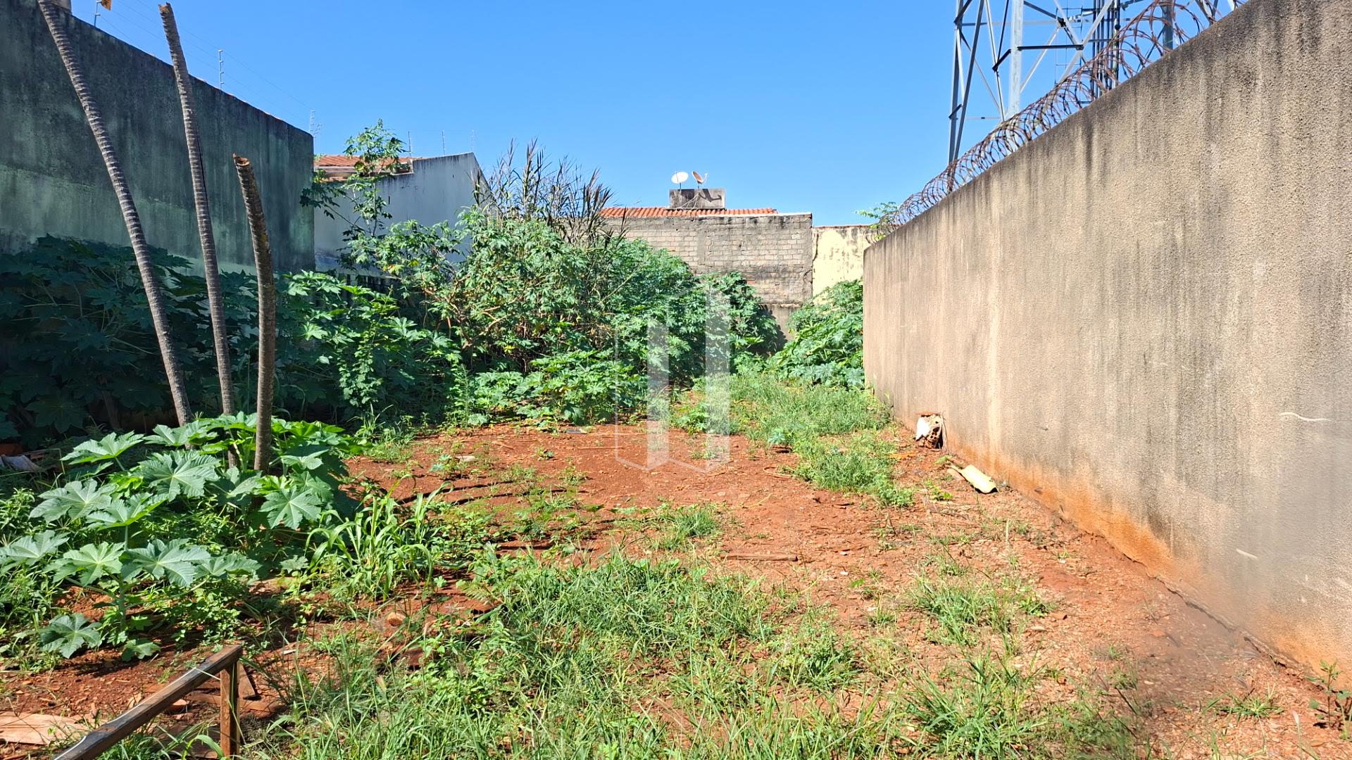 Terreno à venda com 300m² de terreno no Residencial Porto Seguro, Goiânia (GO) — foto 3 de 3