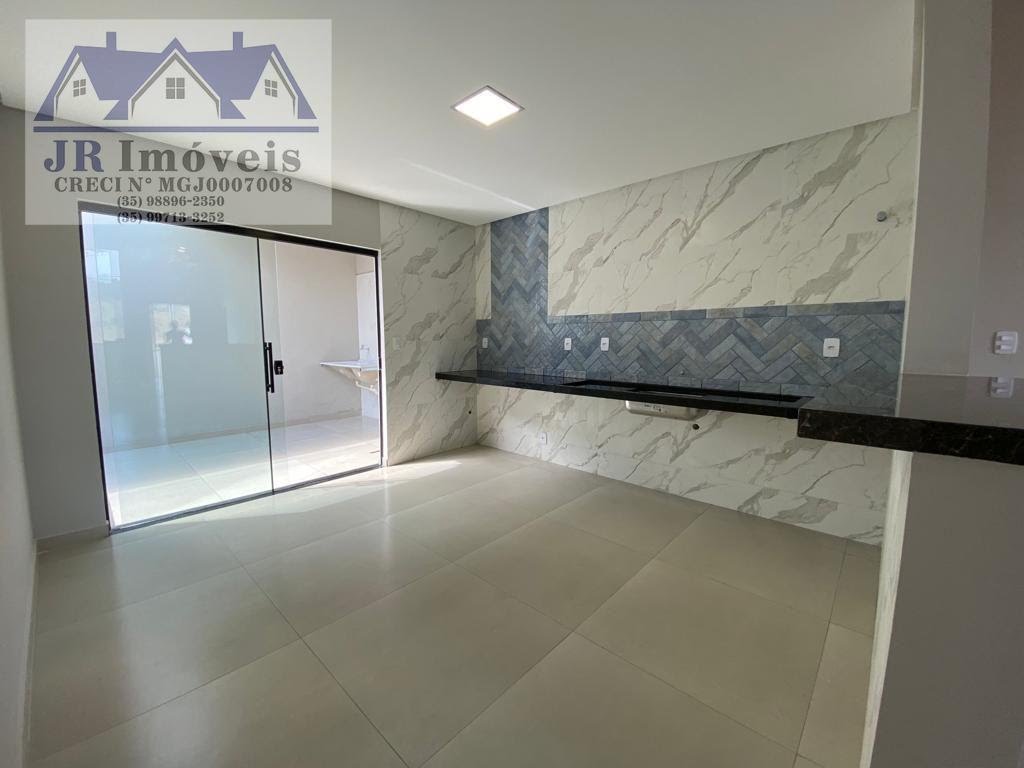 Casa à venda com 2 quartos, 1 suíte e 262m² no Jardim Califórnia, Itajubá (MG) — foto 9 de 13