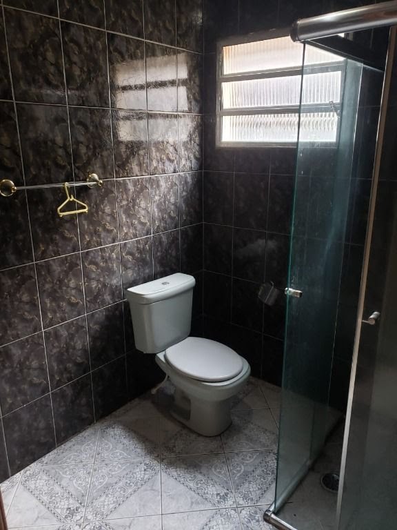 Casa à venda com 4 quartos, 1 suíte e 230m² no Condomínio Country Club, Arujá (SP) — foto 16 de 18