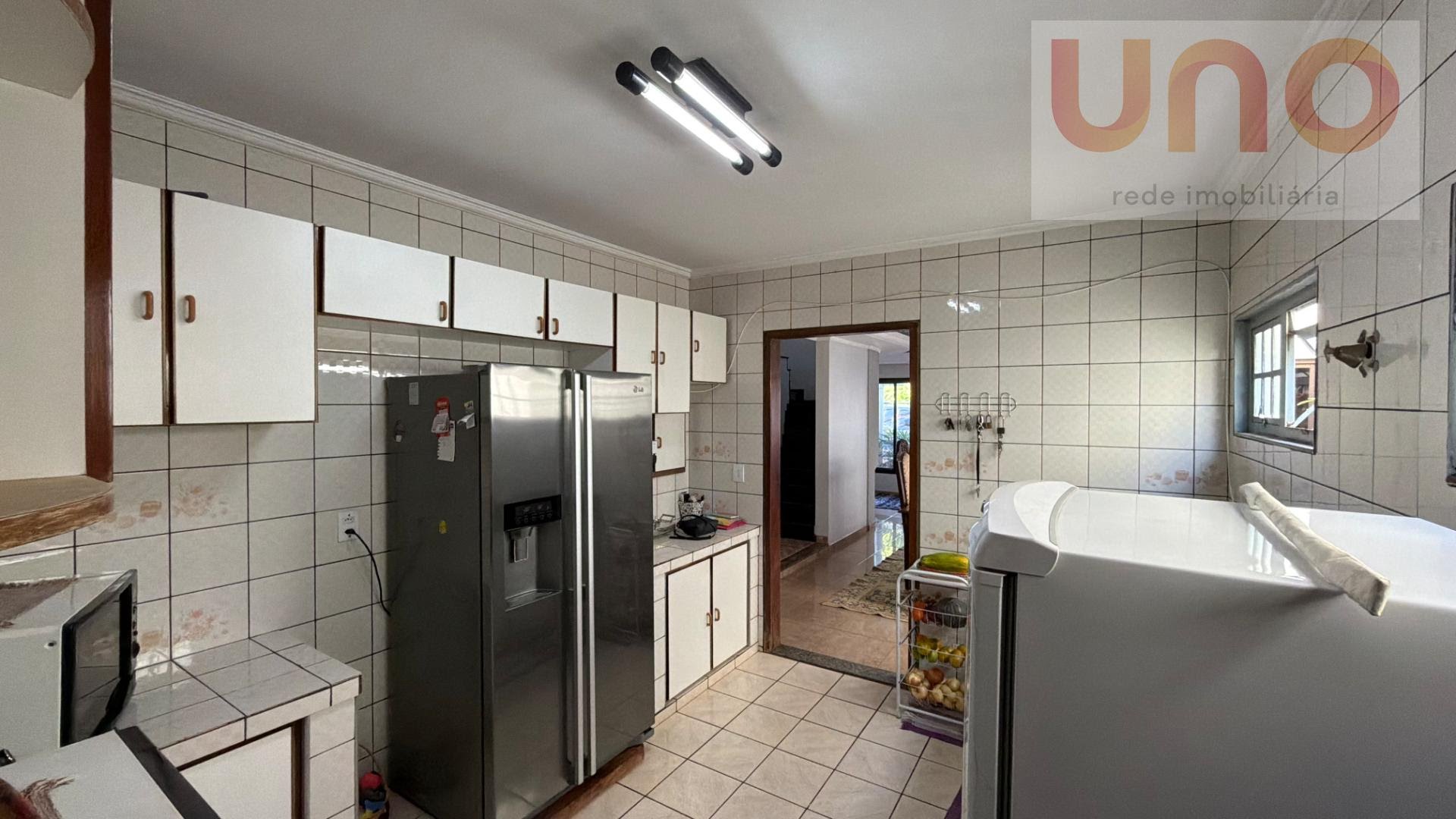 Casa à venda com 3 quartos, 1 suíte, 7 vagas e 370m² no Vila Vilas Boas, Campo Grande (MS) — foto 17 de 25