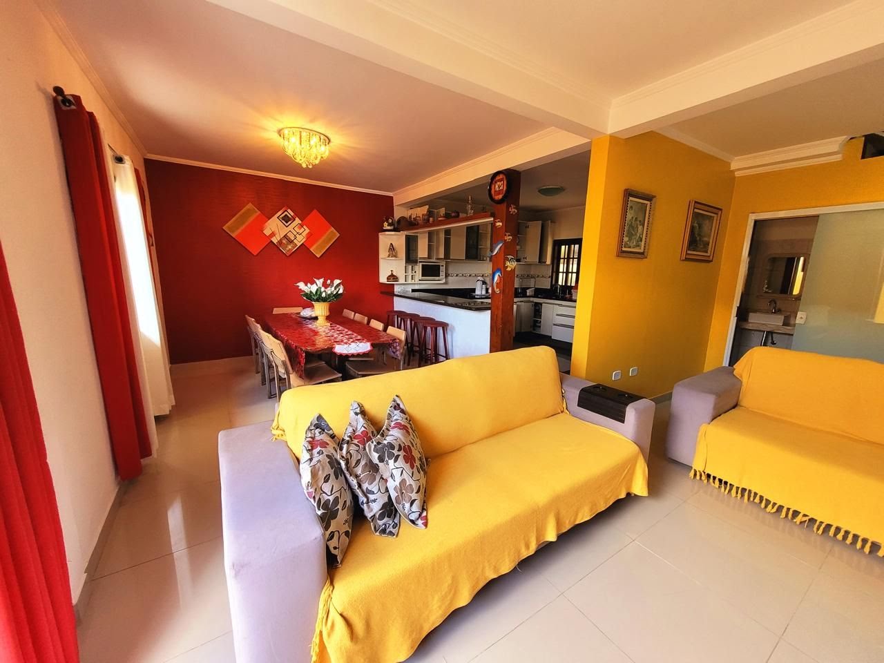Casa à venda com 3 quartos, 3 banheiros e 150m² no Estufa II, Ubatuba (SP) — foto 2 de 15