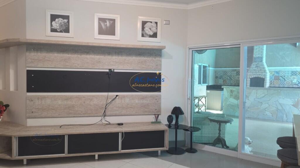 Casa à venda com 3 quartos, 1 suíte, 2 vagas e 230m² no Canto do Forte, Praia Grande (SP) — foto 17 de 28