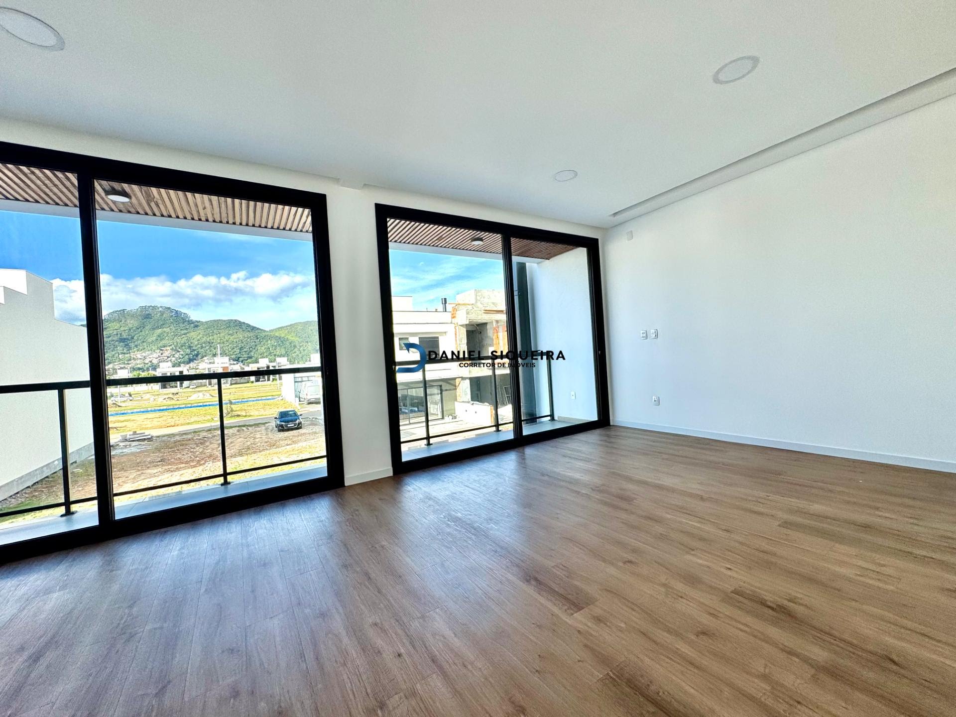 Casa à venda com 3 quartos, 1 suíte, 4 vagas e 216m² no Bairro Deltaville, Biguaçu (SC) — foto 19 de 29