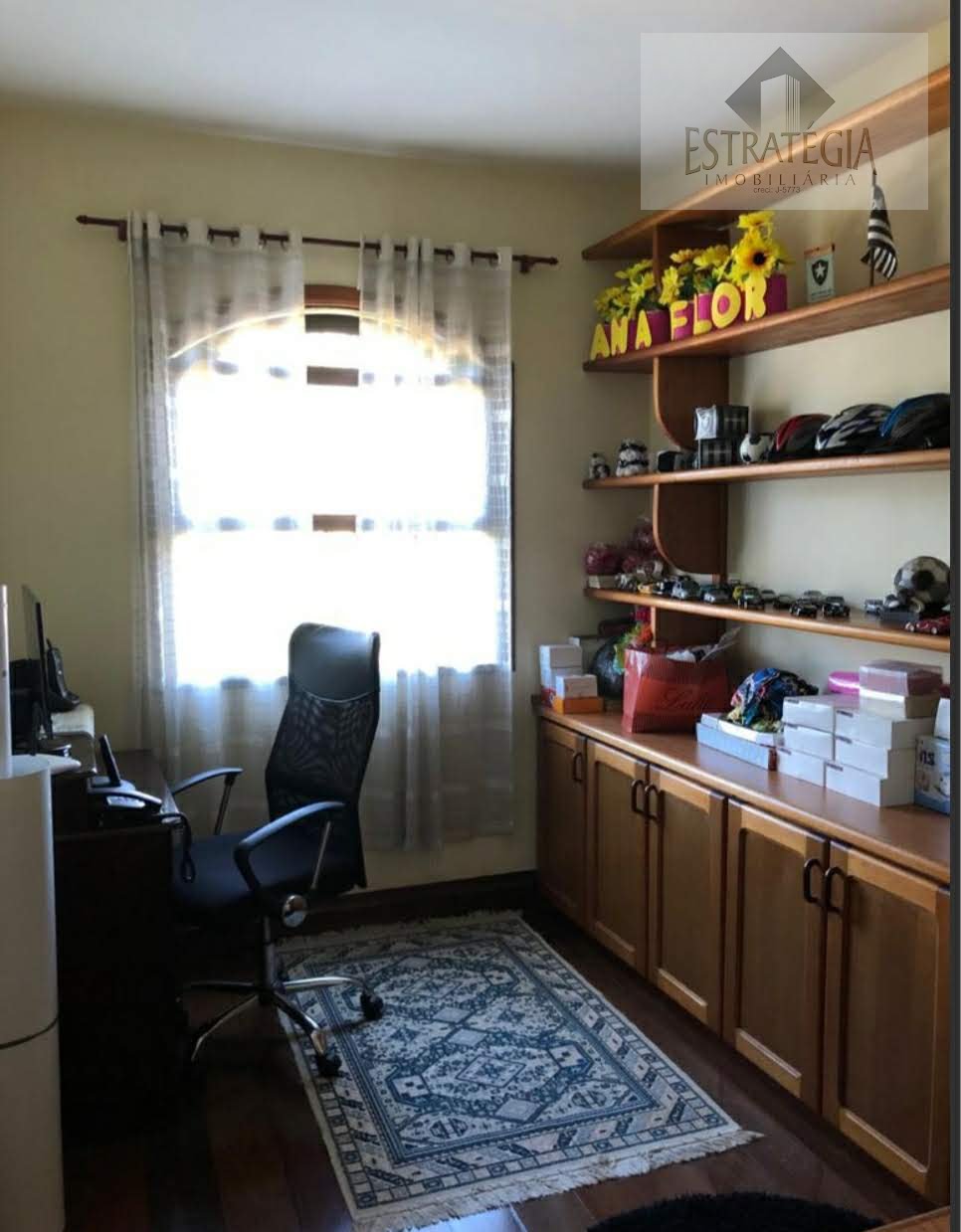 Casa à venda com 5 quartos, 2 suítes, 6 vagas e 440m² no Valparaíso, Petrópolis (RJ) — foto 9 de 30