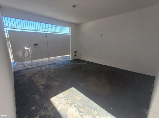 Casa para Venda em Mogi das Cruzes / SP no bairro Jardim Santos Dumont III 