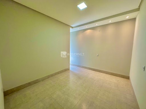 Casa em Loteamento Residencial Jardim Laranjeiras  -  Catalão