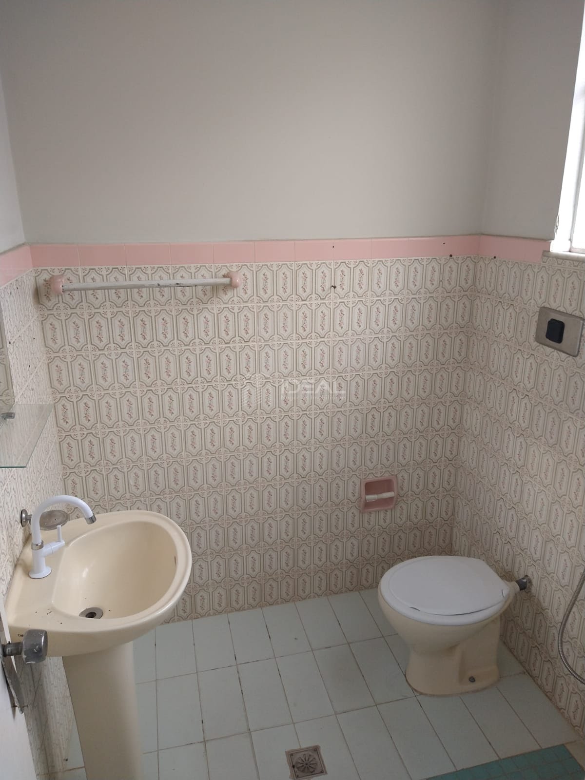 Casa à venda com 3 quartos, 1 banheiro, 2 vagas e 140m² no Parque Turf Club, Campos dos Goytacazes (RJ) — foto 8 de 19