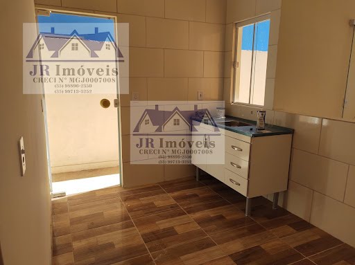 Casa à venda com 2 quartos, 1 banheiro, 1 vaga e 123m² no Santa Barbara, Piranguinho (MG) — foto 9 de 17