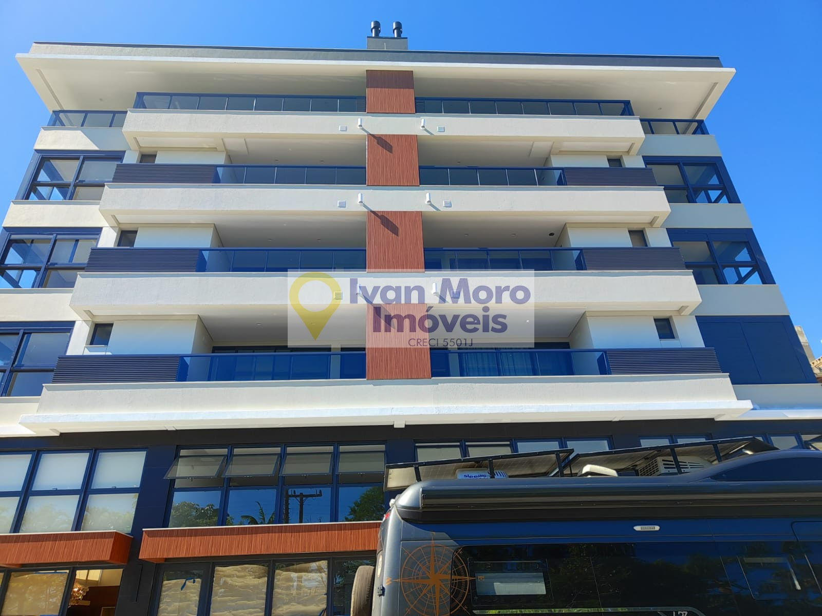 Apartamento à venda com 3 quartos, 3 suítes, 2 vagas e 127m² no Jurerê, Florianópolis (SC) — foto 3 de 12