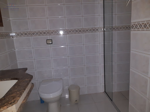 Banheiro com box